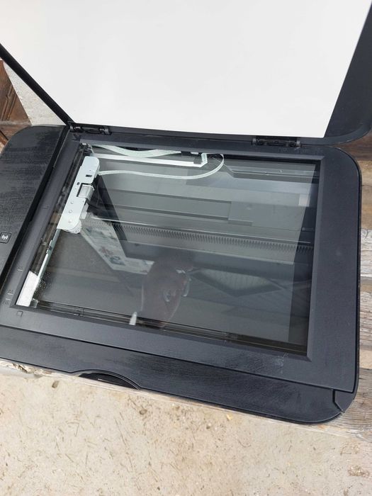 Продавам принтери.