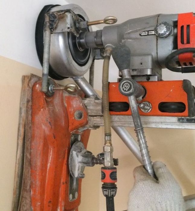 ALMAZNIY BUR XIZMATI!!!
Beton kesish
Stayashka kesish
Fundame