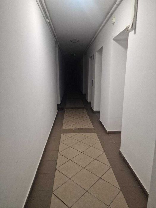 Garsoniera Auchan Titan, 15 minute metrou, complex Rasarit de Soare