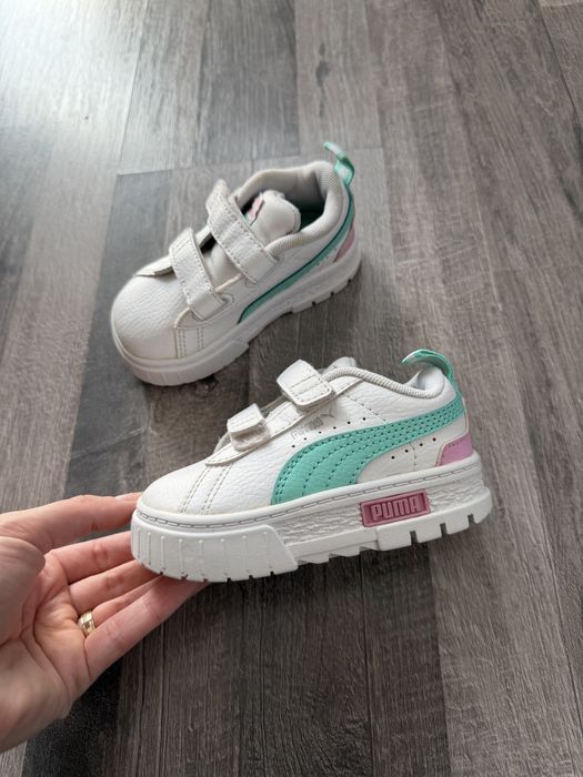 Adidasi Puma fetite marimea 22