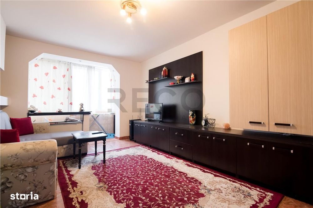 RECO apartament cu 2 camere priveliste superba cu lift — fotografia 1