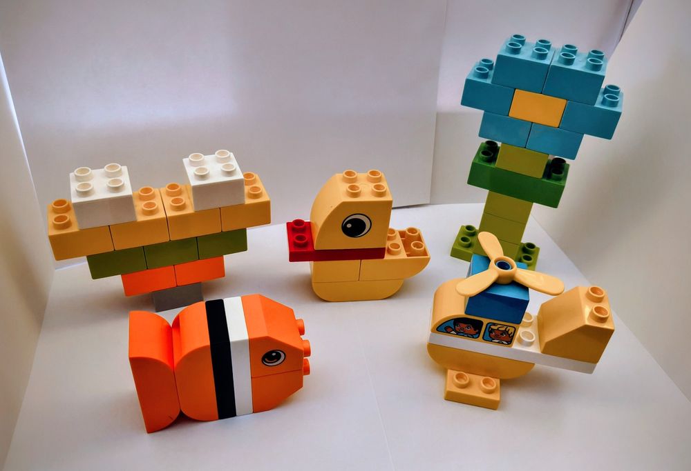 Seturi DUPLO  in stare foarte bună