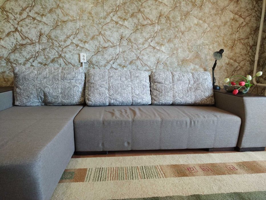 Сдаю 2шку в 8 мкр возле драмтеатра