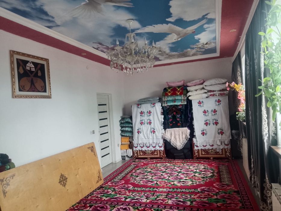 Уй сатылады кора жайымен