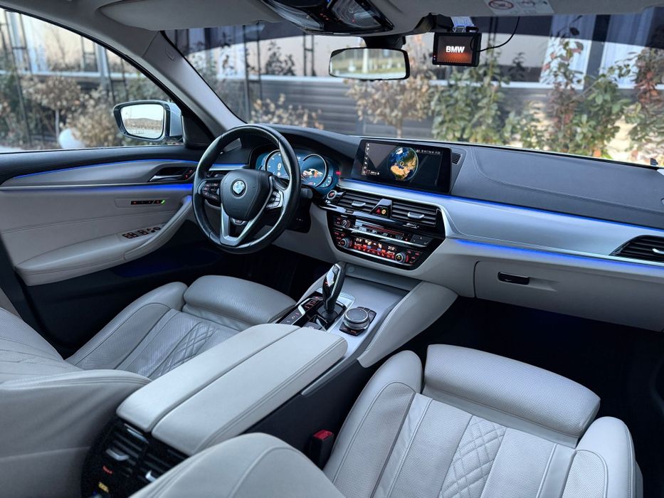 Bmw 530e Drive | Individual | Benzina-Plug in Hybrid|252CP| Distronic