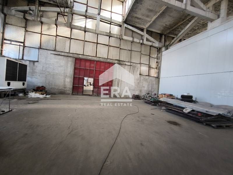 Дава се под наем Промишлена сграда в Хасково, Овчарски - 720 кв.м за 2203.2 € - Снимка #7