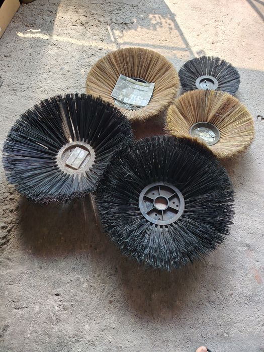 Lot / Peri industriale măturat RCM & Weber (Noi) – PPL și fibre naturale