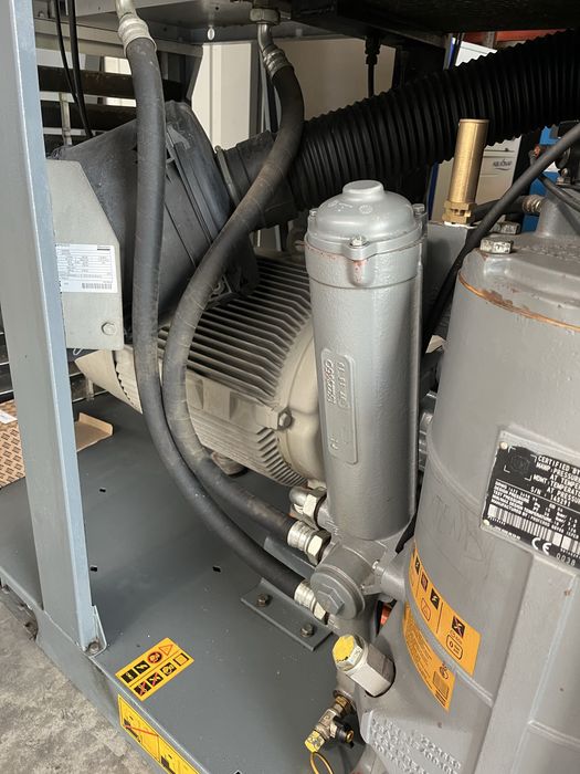 Compresor cu surub 90kw, 17,07mc/min