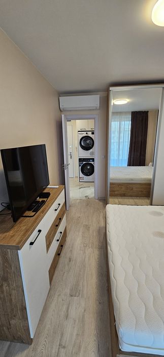 Дава се под наем Двустаен апартамент в Варна, Младост 2 - 70 кв.м за 950 € - Снимка #16