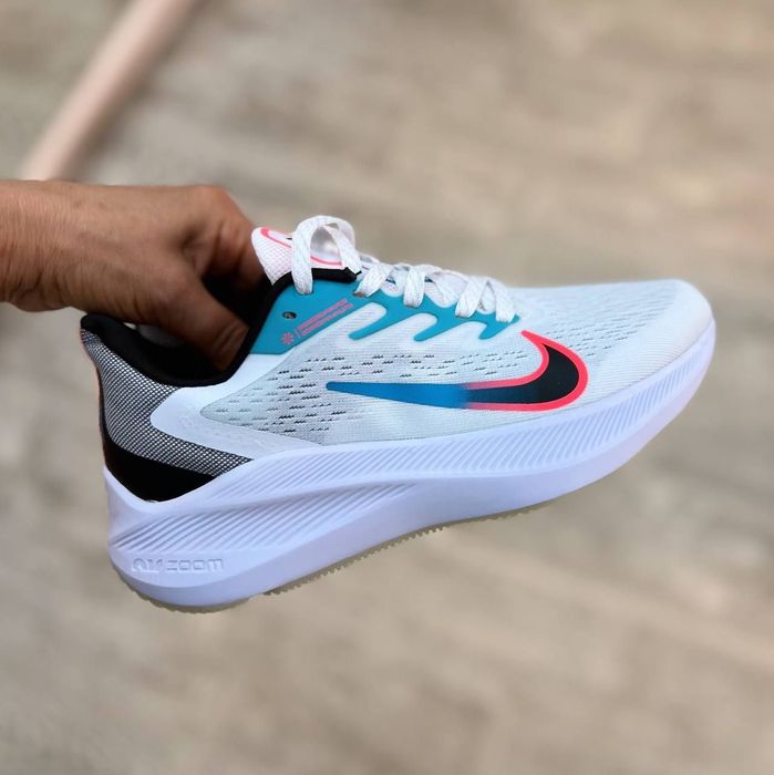 Продам кроссовки Nike, Вьетнам