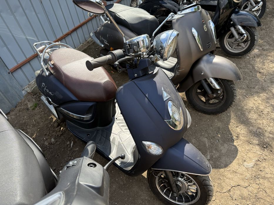 Scutere 49cm cu acte diferite modele