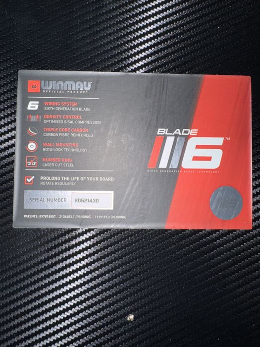Winmau Blade 6 Triple Core Carbon Dartboard