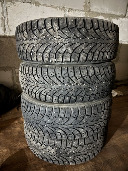 Продам зимних шин R15