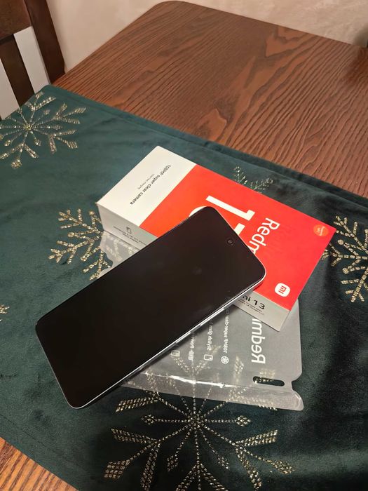 Xiomi Redmi 13 чисто нов