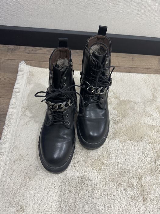 Продам зимние сапоги