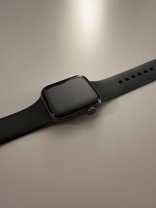 Apple Watch Series 5 GPS 40 mm Aluminium