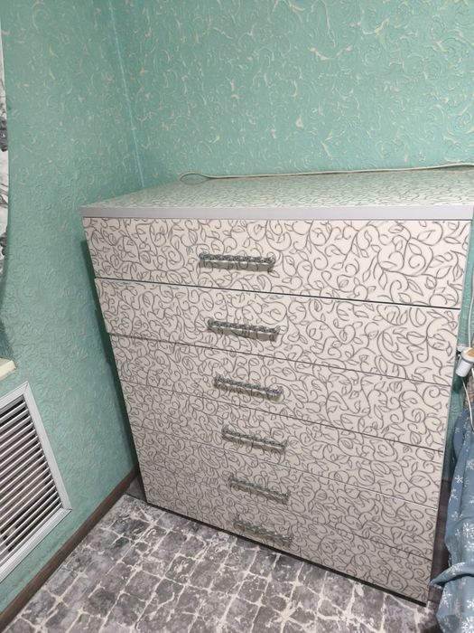 Продам комод б/у в отличном состоянии))