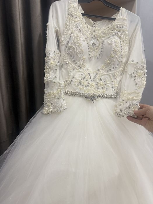 Свадебное платье продам