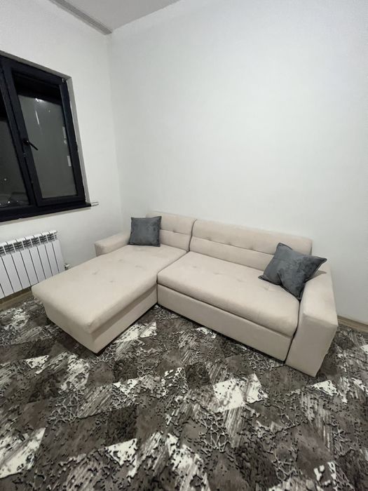 Диван угловой по скидке готовые