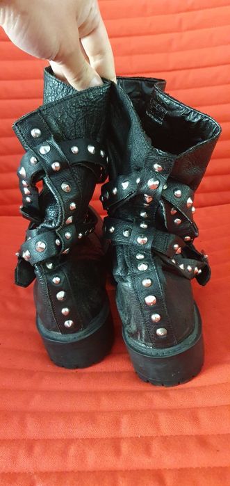 Ghete piele naturala cu tinte Zara 37 festival rock goth