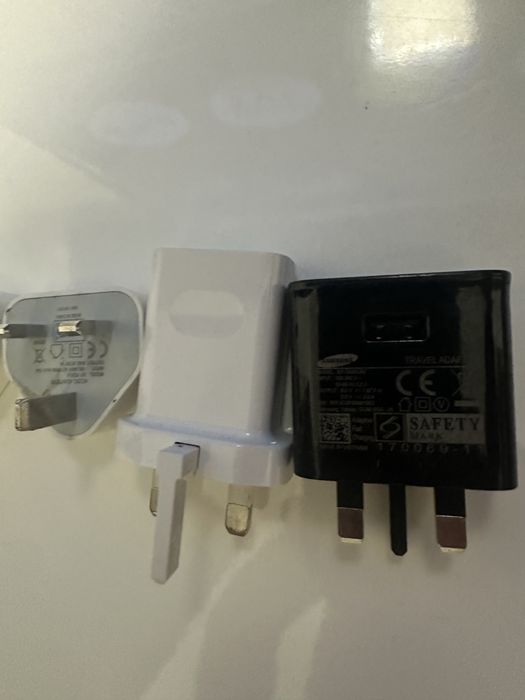 Adaptoare priza UK