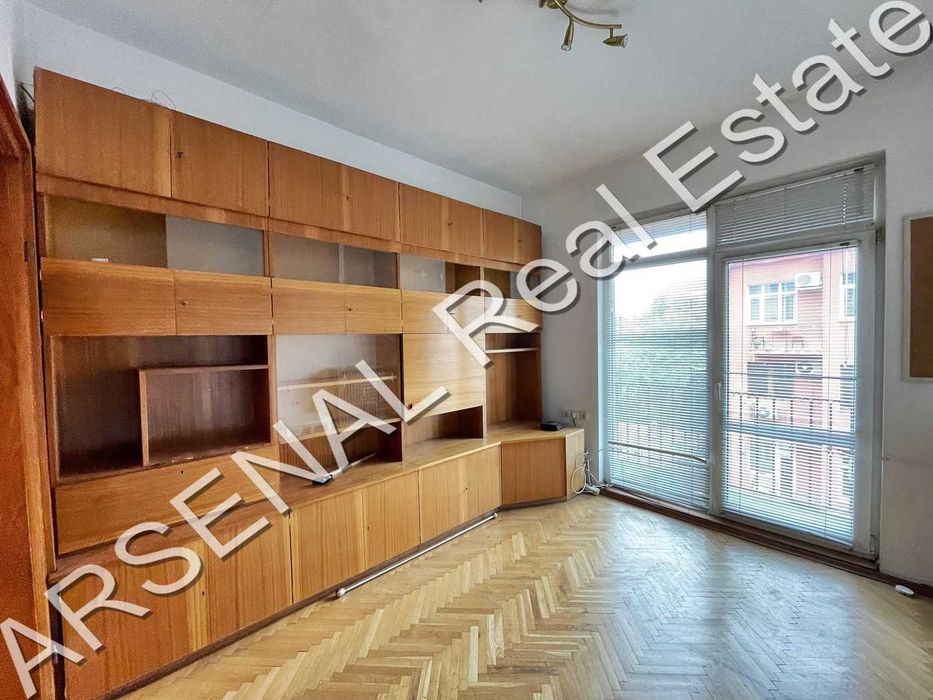 Дава се под наем Двустаен апартамент в София, Център - 82 кв.м за 500 € - Снимка #3