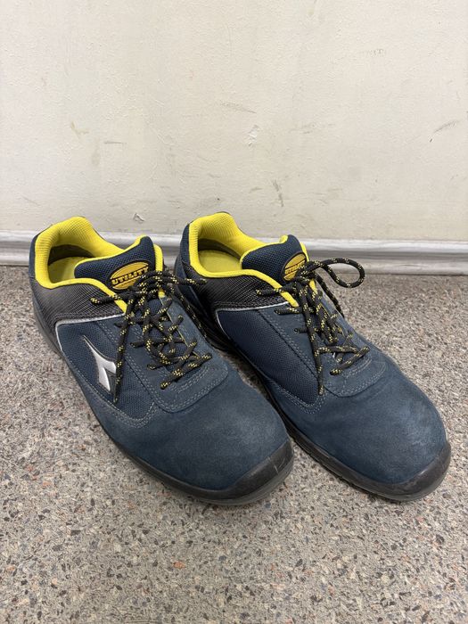 Обувки Diadora
