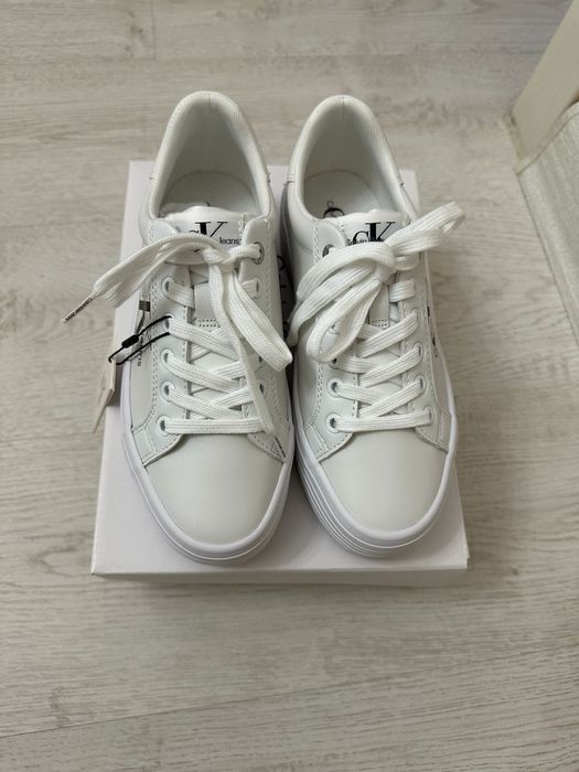 Calvin Klein женские кеды