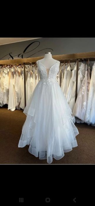 Rochie de mireasă nouă, mărimea S – 900 lei negociabil