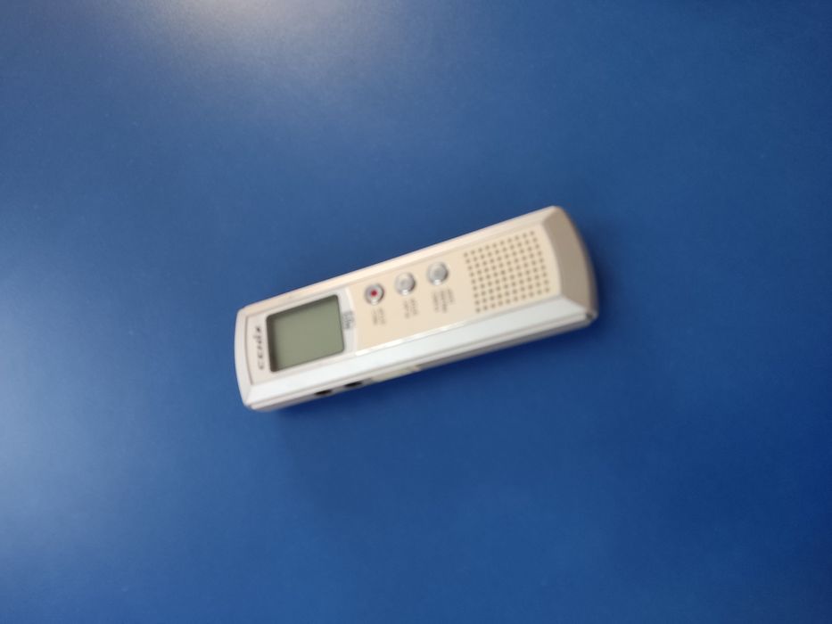 Mp3 ® Diktafon mikrafoni bilan