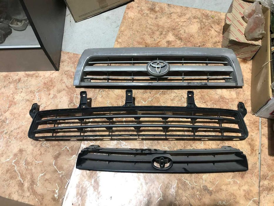 Решетки радиатора на разные авто