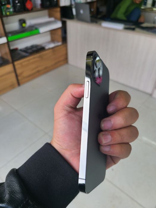 İphone 12 pro 256 gb 87%. karokasi bor