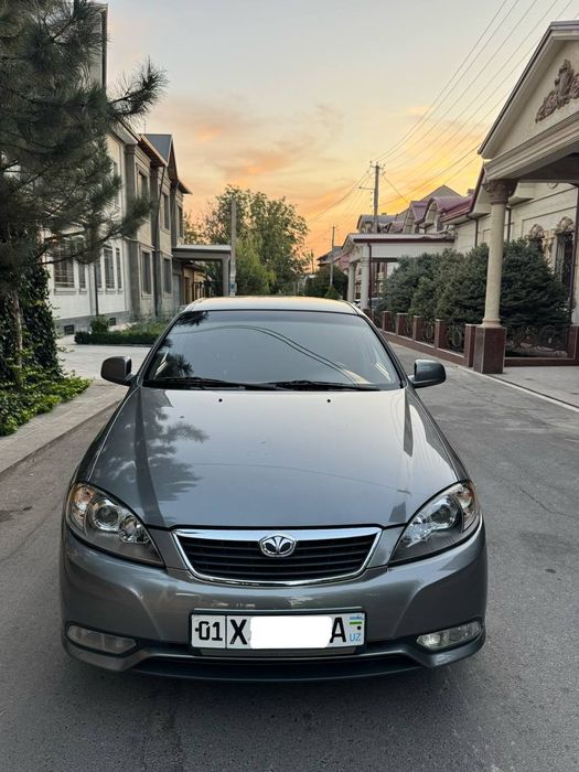 Jentra sotiladi toza va kam yurgan