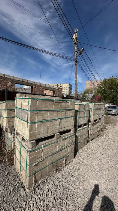 Продам кирпичи облицовка, гипперпрессовонные.