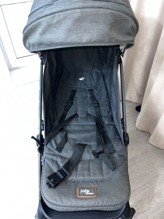 Коляска Joie Tourist