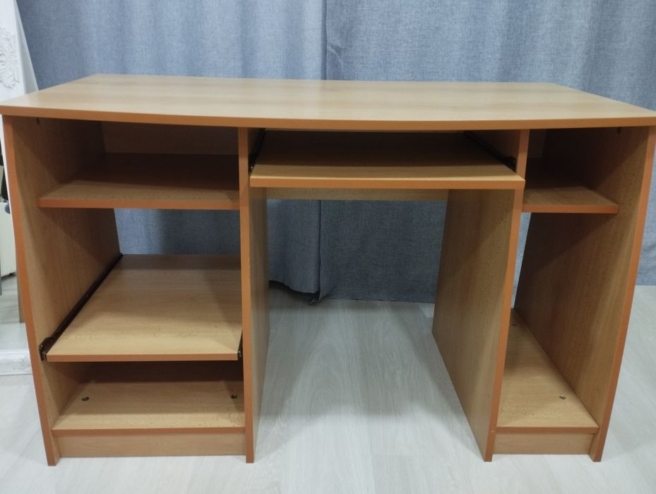 Бюро  в прекрасно състояние