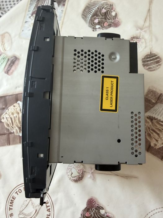 Оригинално радио за мерцедес W204