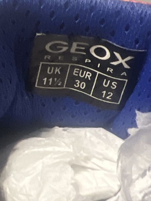 Кроссовки детские