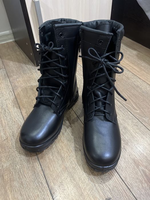 Продам берцы  новые итититит