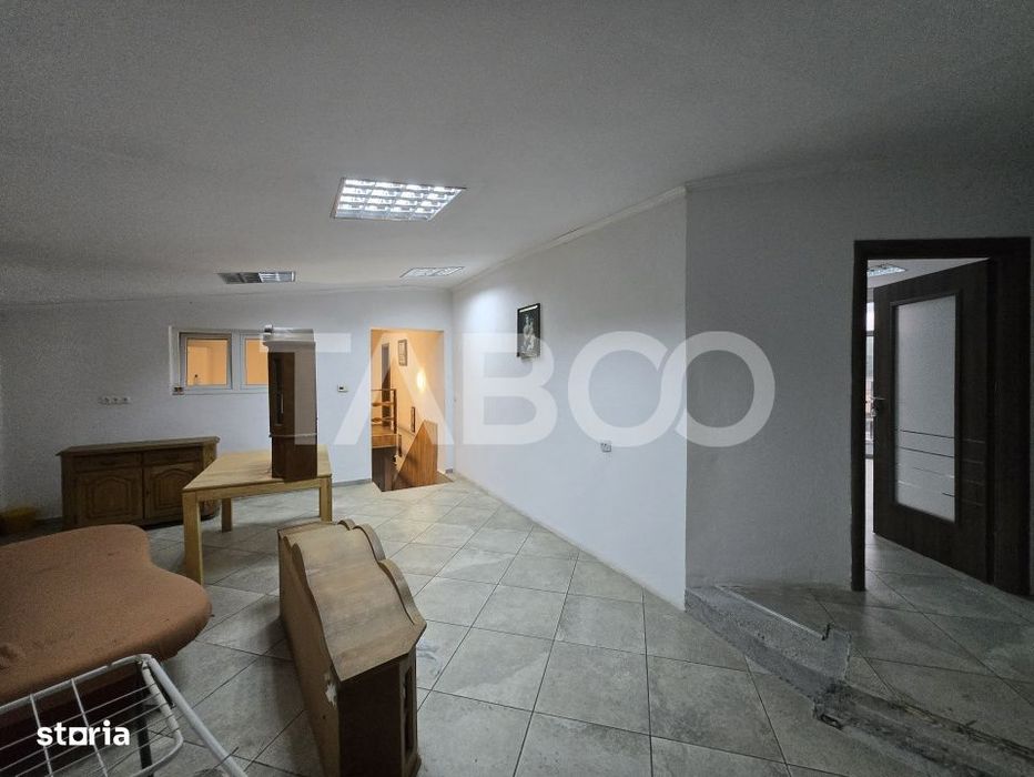 Apartament de inchiriat 150mp 4 camere decomandat Slimnic Sibiu