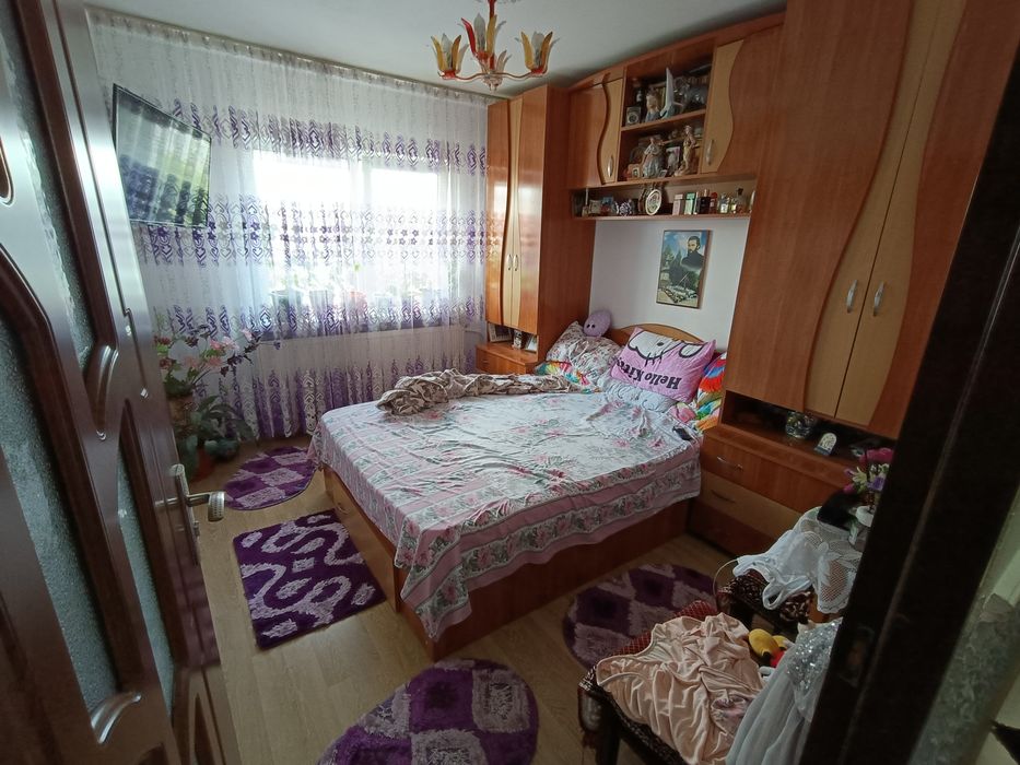 Apartament 3 camere 2 Balcoane 2 bai etaj 2!