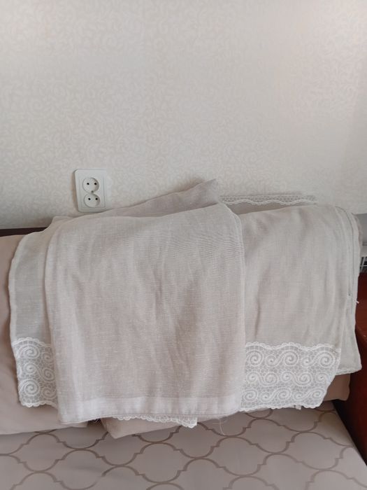 Продам шторы новые