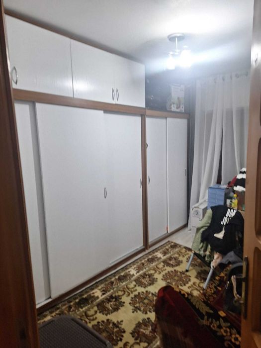 Apartament 4 camere DECOMANDAT