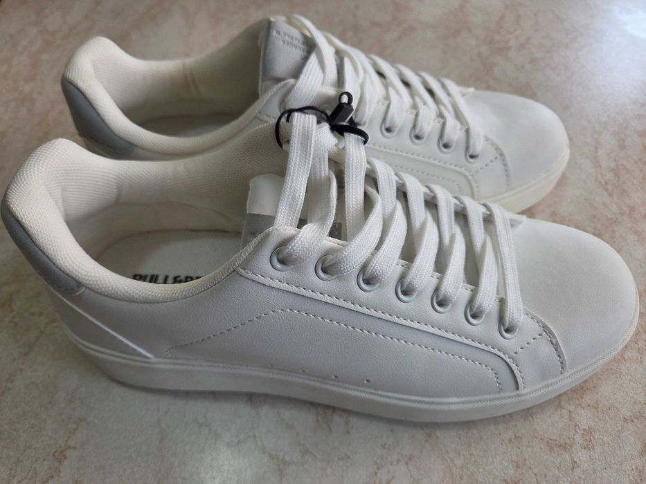 Спортни обувки PULL&BEAR