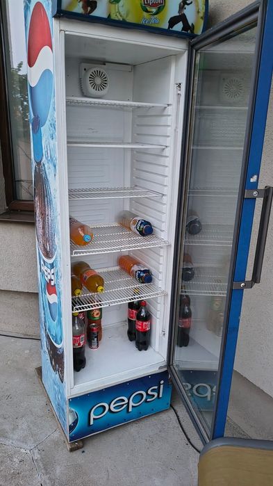 Vitrină frigorifică
