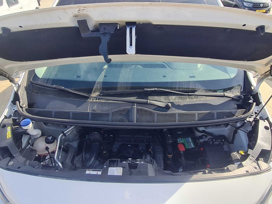 Peugeot Expert 1,6 CDTI an 2019 165.000 km cash sau rate fixe