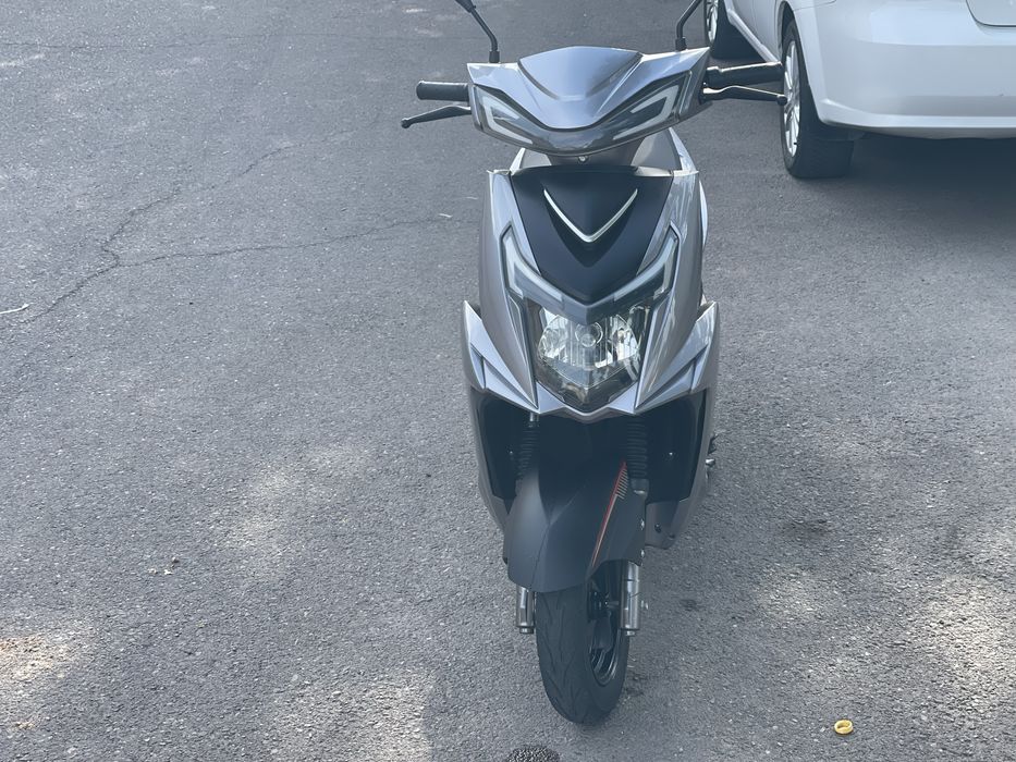 Sotiladi elektro skuter ABM