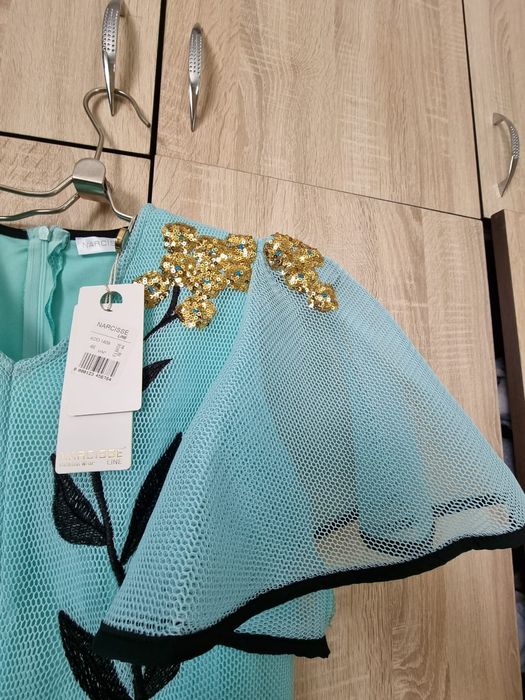 Платье.Жаңа сәндік көйлек,бірде бір киілмеген.