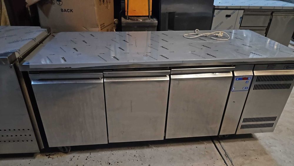 Mese reci SH diferite dimensiuni cu 2-3-4 usi incepand de la 600E+TVA