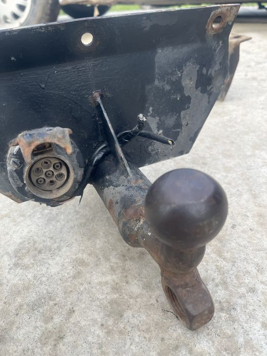 Carlig remorcare Dacia 1310